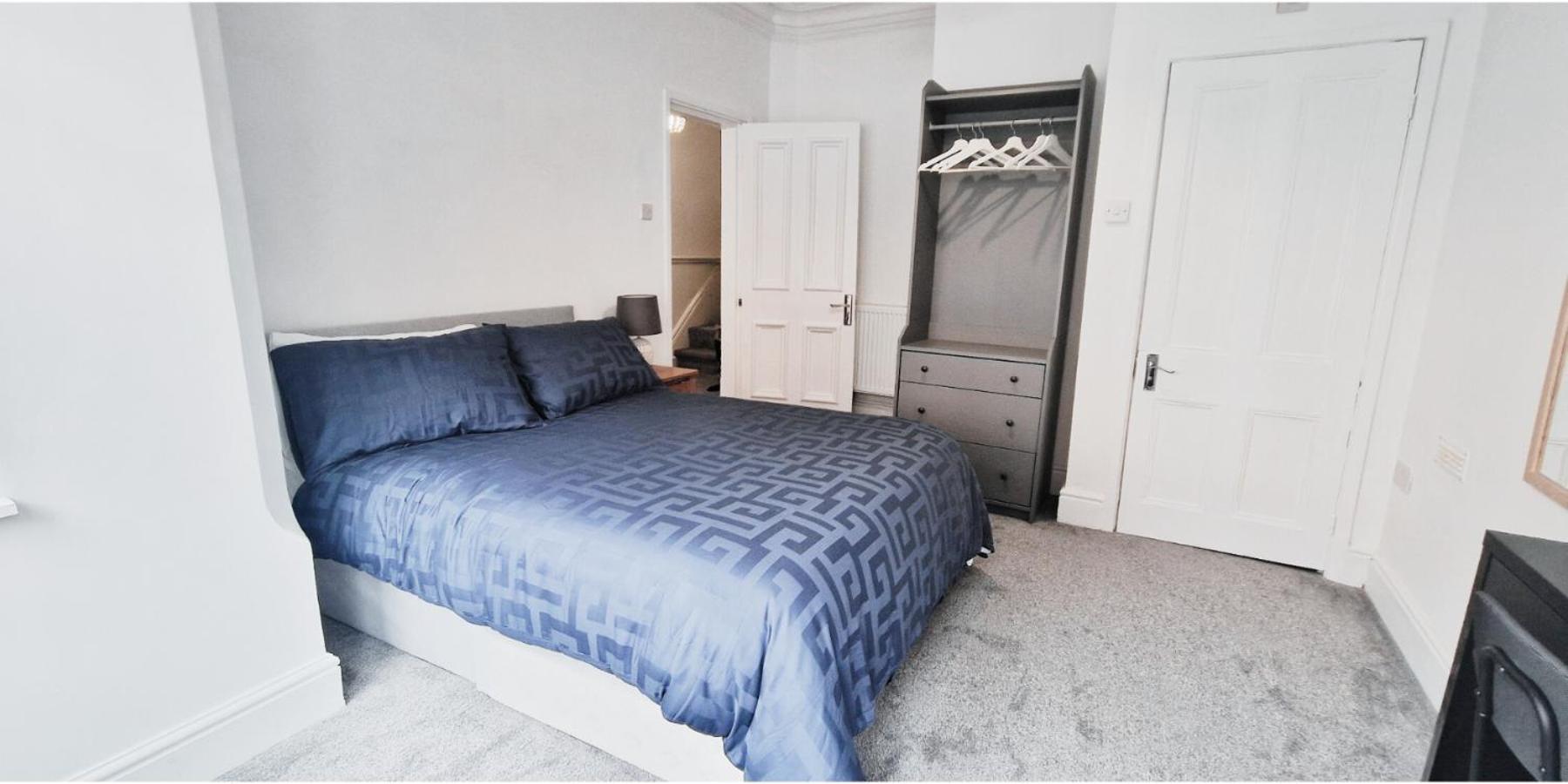 Double Room In Modern House Near ノッティンガム エクステリア 写真