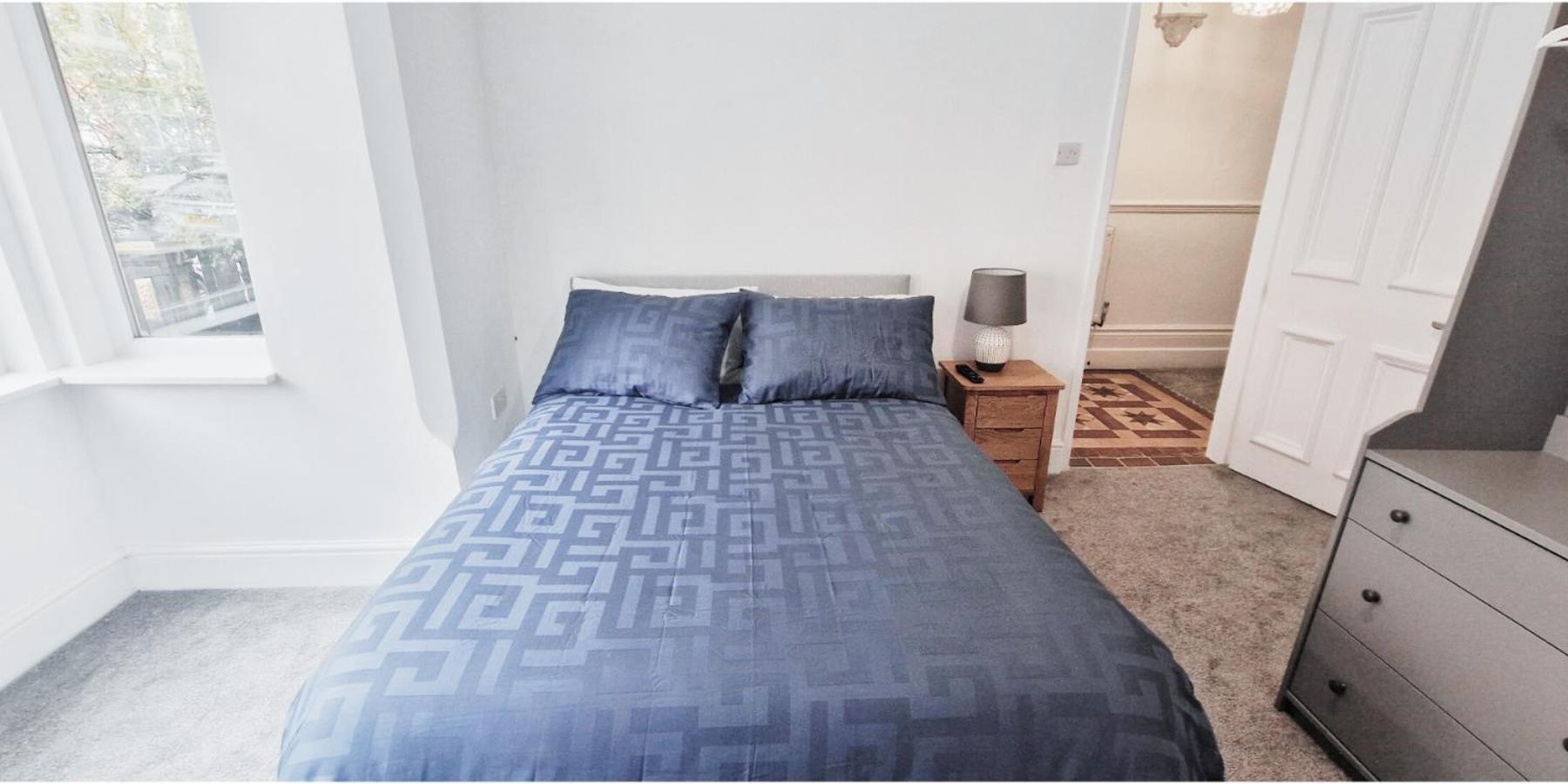 Double Room In Modern House Near ノッティンガム エクステリア 写真